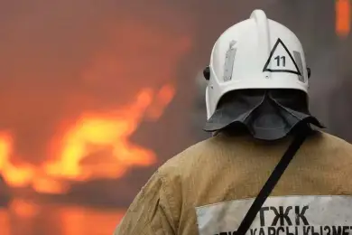 В Караганде произошел взрыв в жилом доме, идет эвакуация жильцов 