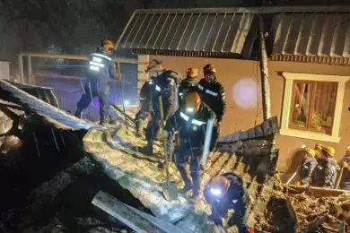 Досаев прибыл на место схода оплывины в Алматы 