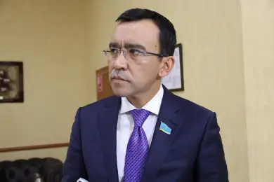 Спикер Сената вернулся к работе после карантина из-за Covid-19 