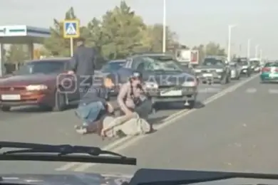 В Актобе водитель сбил велосипедиста 