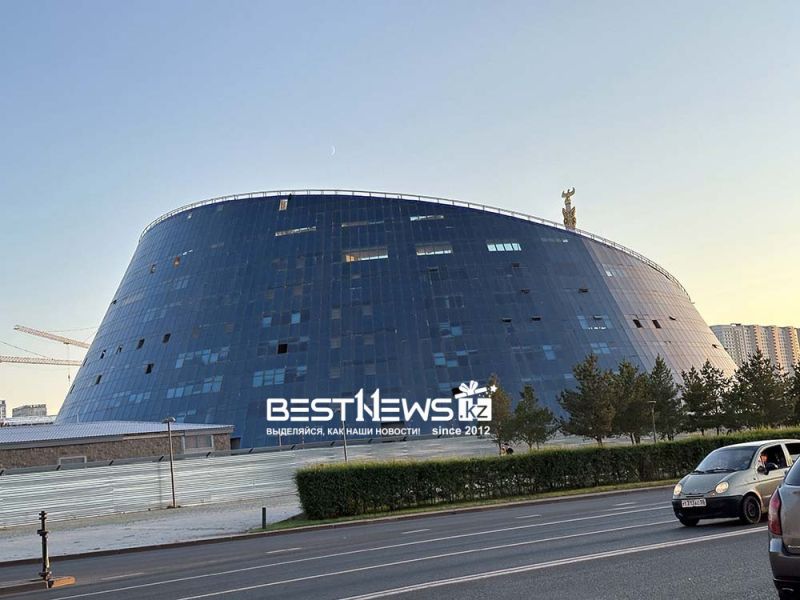 Крышу уже разобрали: как выглядит здание 