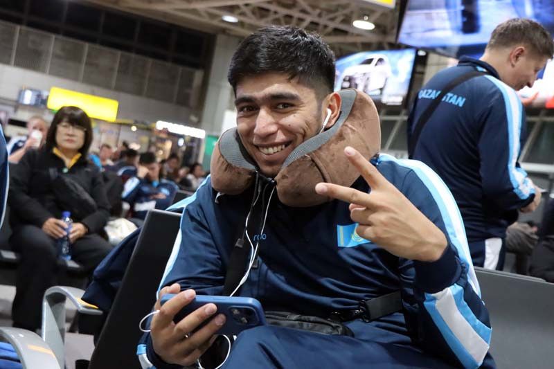 Сакен Бибосынов улыбался, гандболисты держались вместе: полет сборной Казахстана в Ханчжоу глазами главреда Bestnews.kz