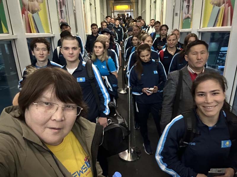 Сакен Бибосынов улыбался, гандболисты держались вместе: полет сборной Казахстана в Ханчжоу глазами главреда Bestnews.kz