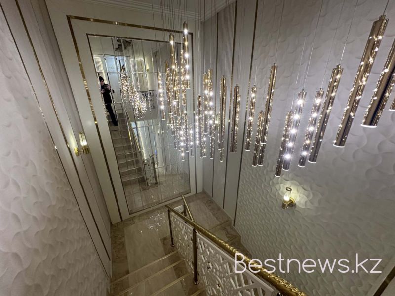 Как Димаш Кудайберген удивил всех в своем семейном ресторане