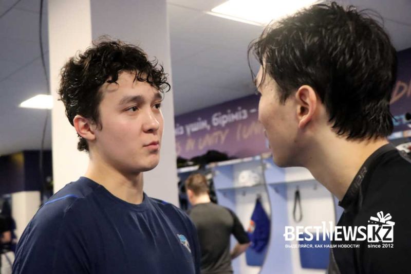 Какие эмоции игроки Барыса показали после последнего матча в чемпионате КХЛ