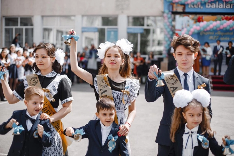 Возможно ли вернуть последний звонок на 25 мая - ответ министра просвещения РК  