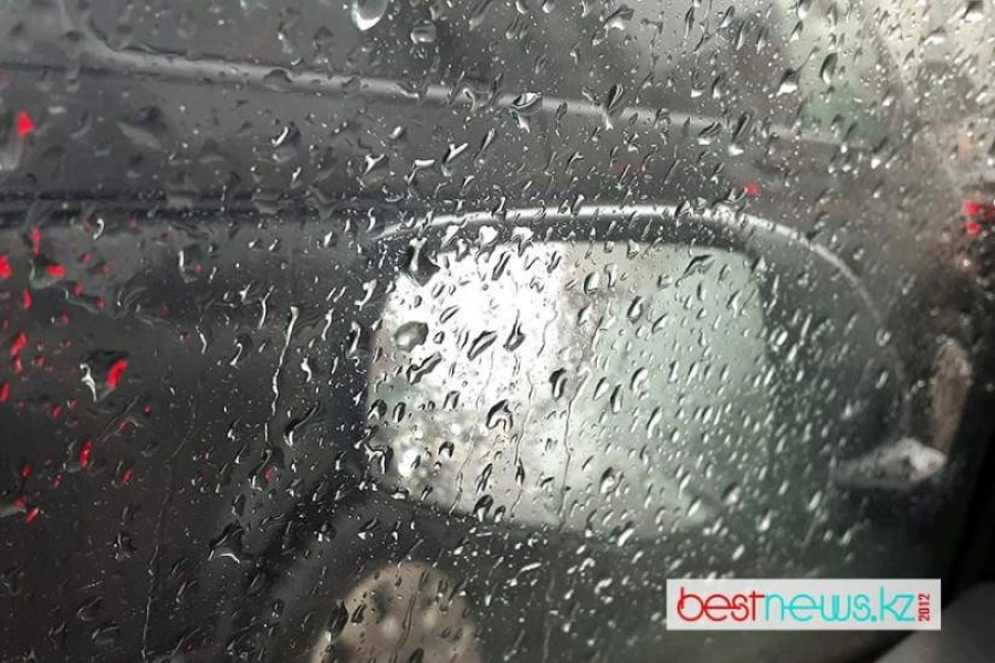 Жителей Нур-Султана предупредили о надвигающемся шторме 