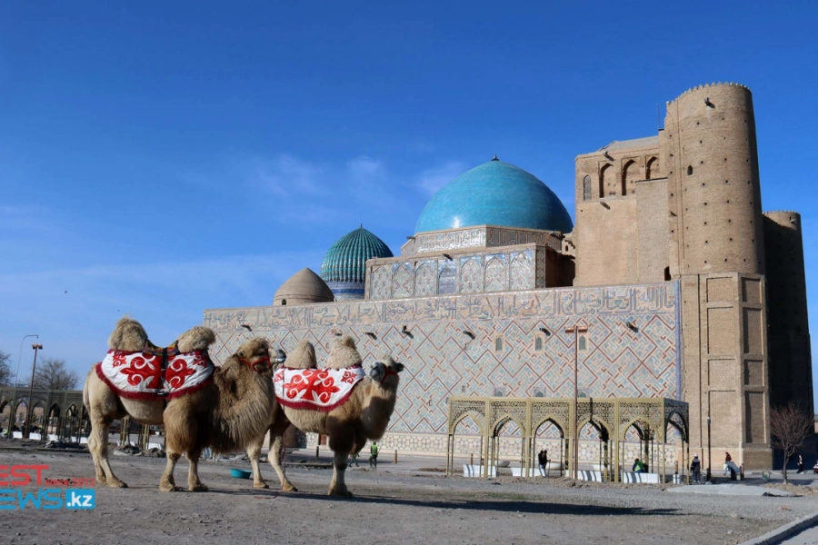 В Туркестане запретят строительство вокруг мавзолея Ходжа Ахмеда Ясауи 