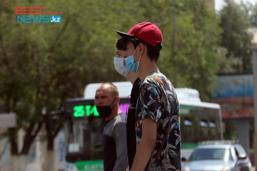 Смотря по какой цене: в Казахстане потребуется 111 млн масок и 83,7 млн перчаток 